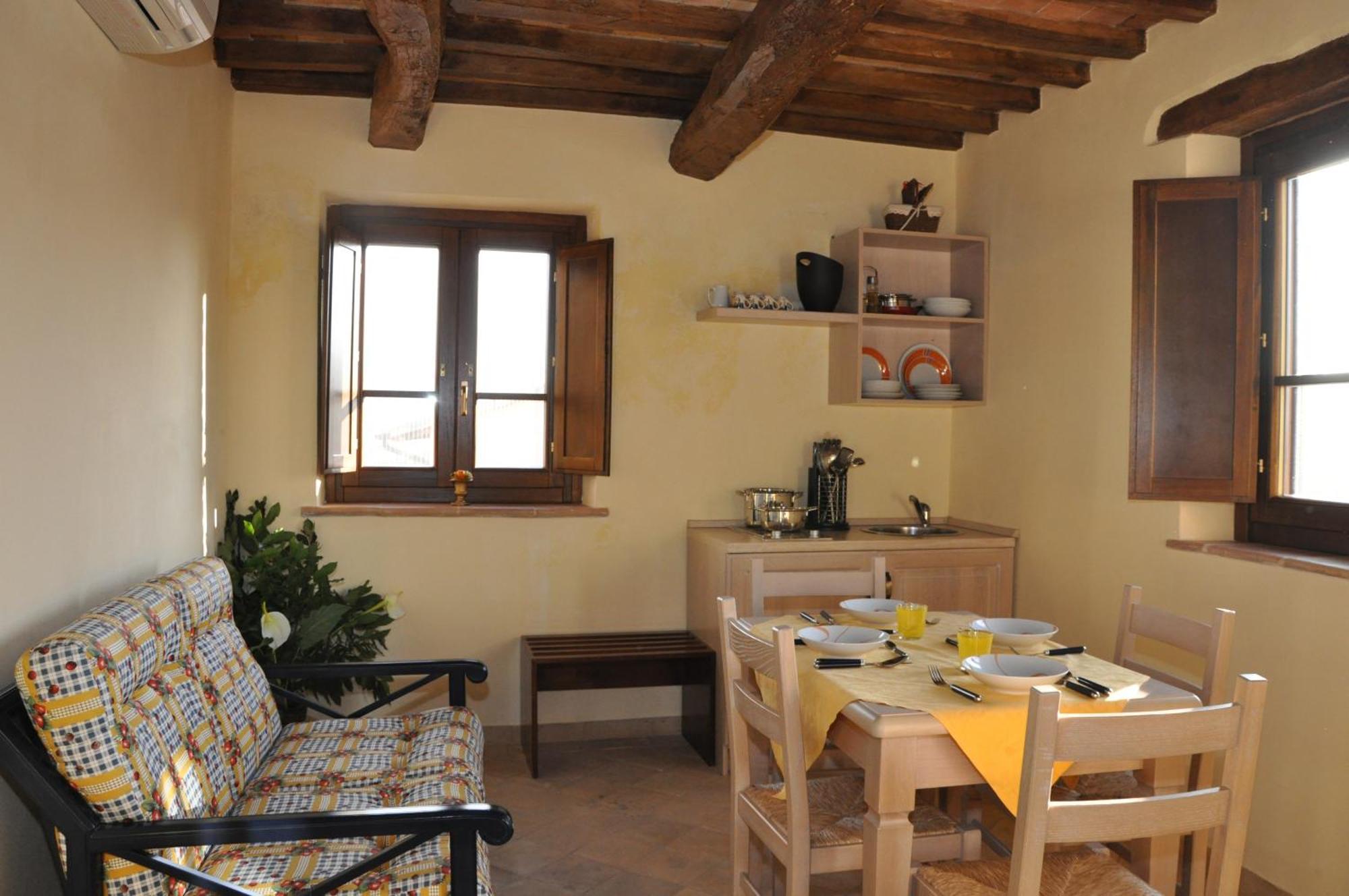 Agriturismo La Casella San Terenziano Luaran gambar