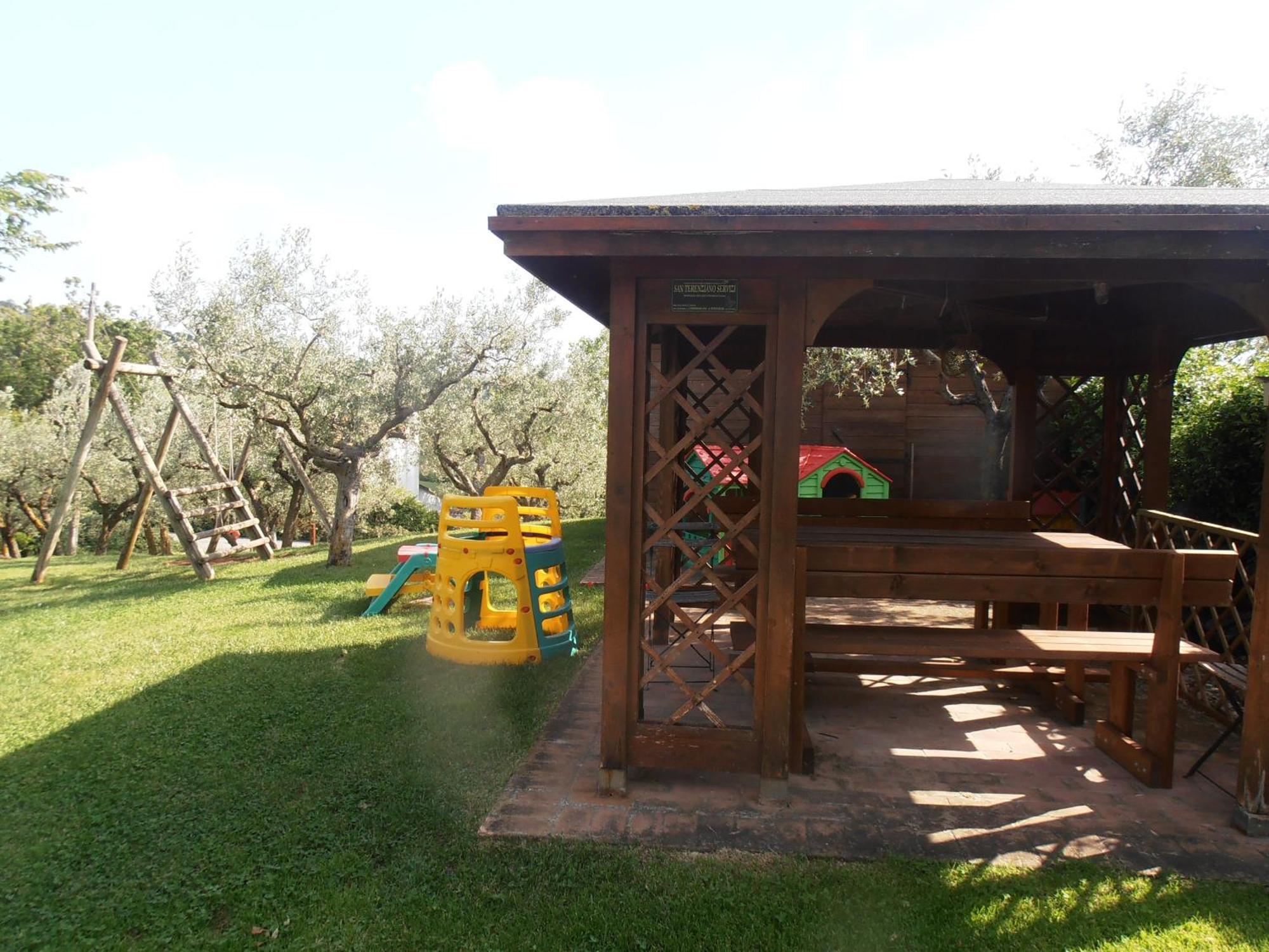 Agriturismo La Casella San Terenziano Luaran gambar
