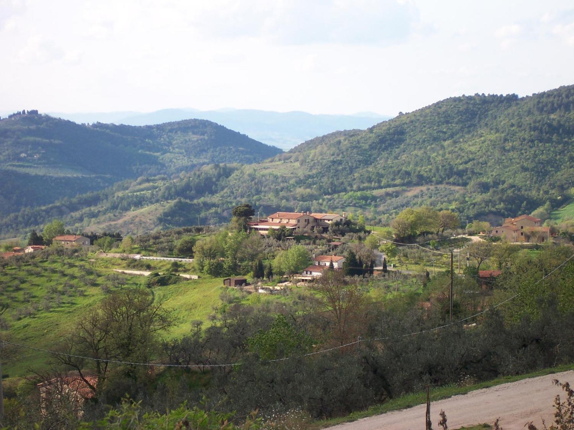 Agriturismo La Casella San Terenziano Luaran gambar
