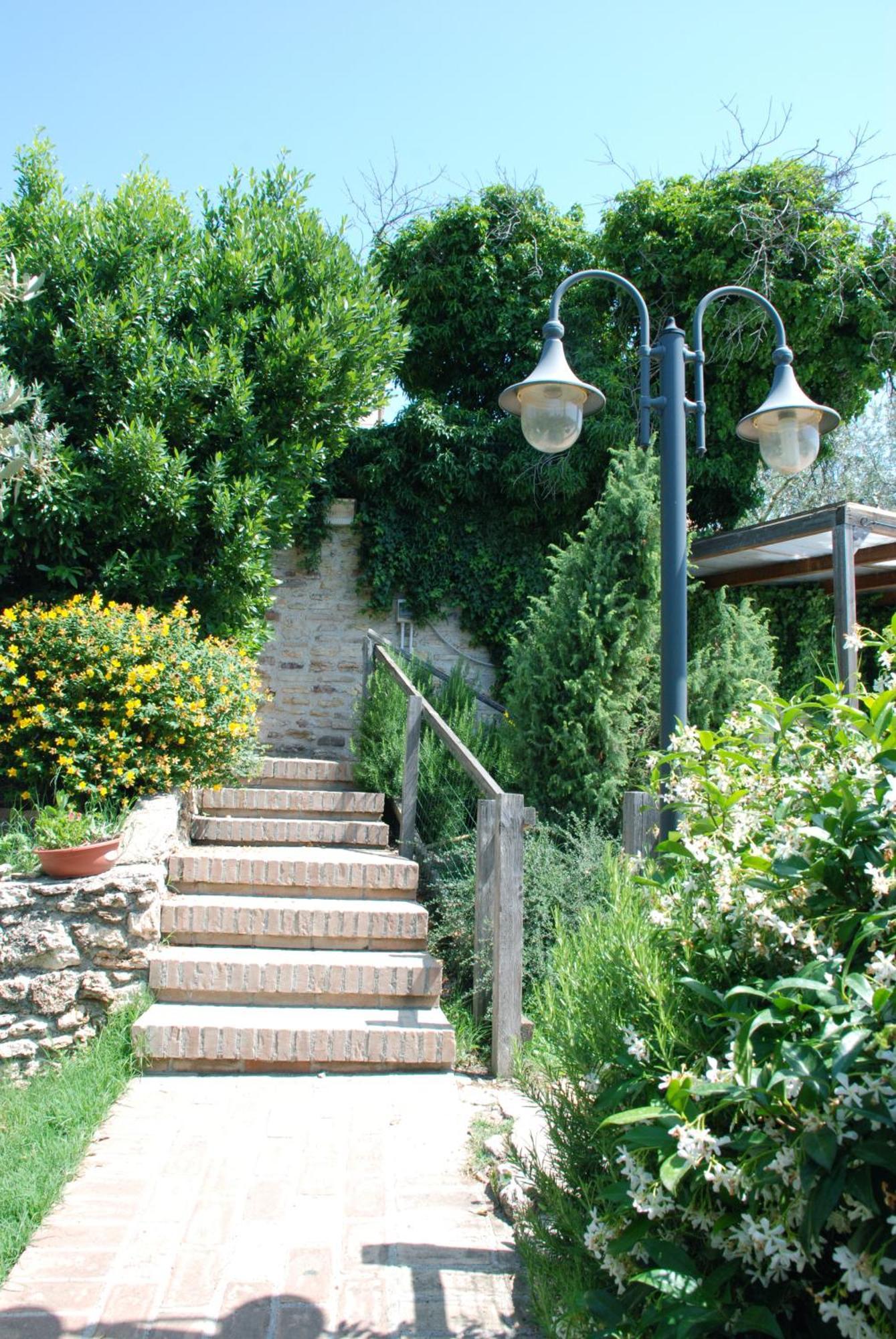 Agriturismo La Casella San Terenziano Luaran gambar