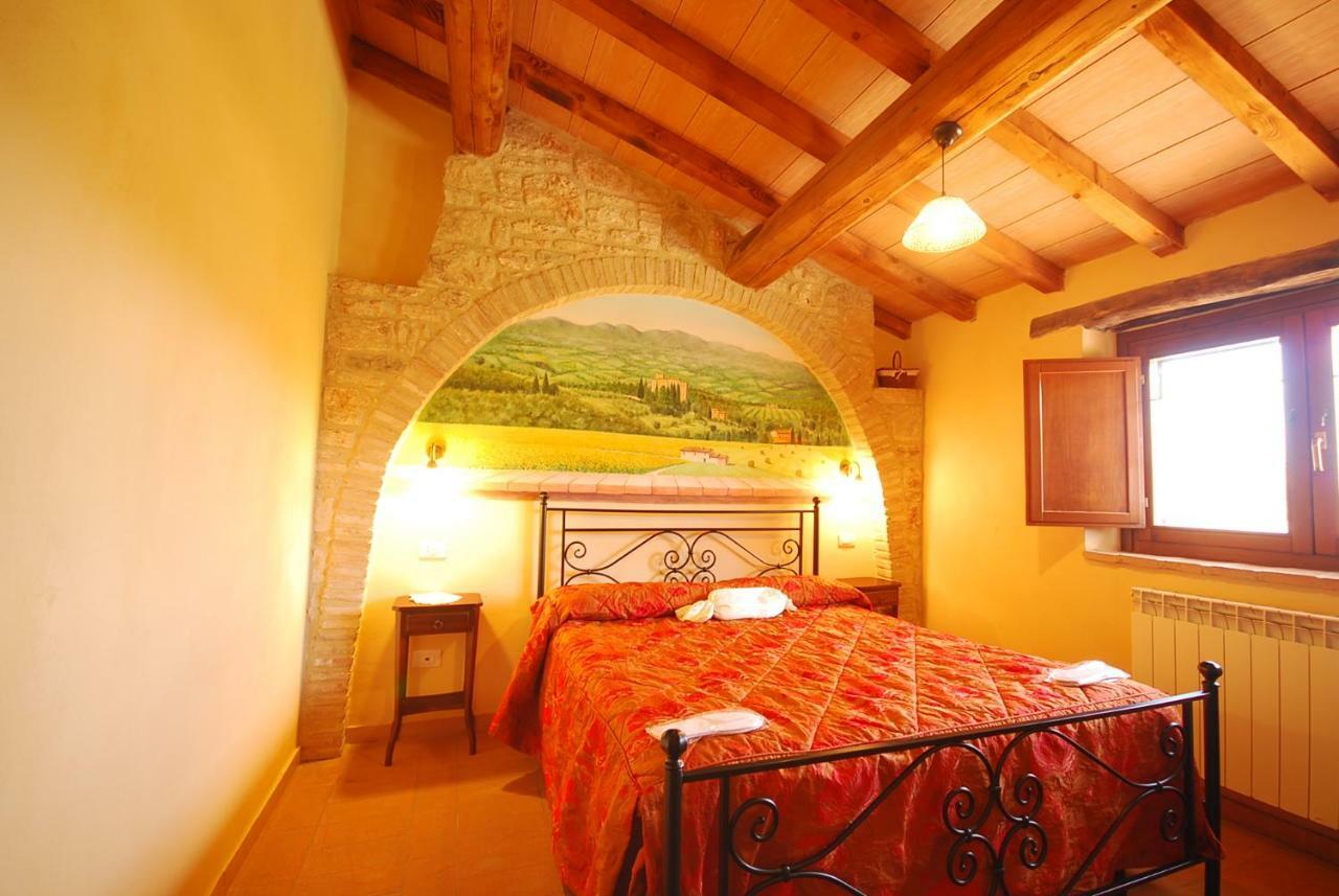 Agriturismo La Casella San Terenziano Luaran gambar